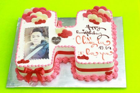 bánh sinh nhật chữ h