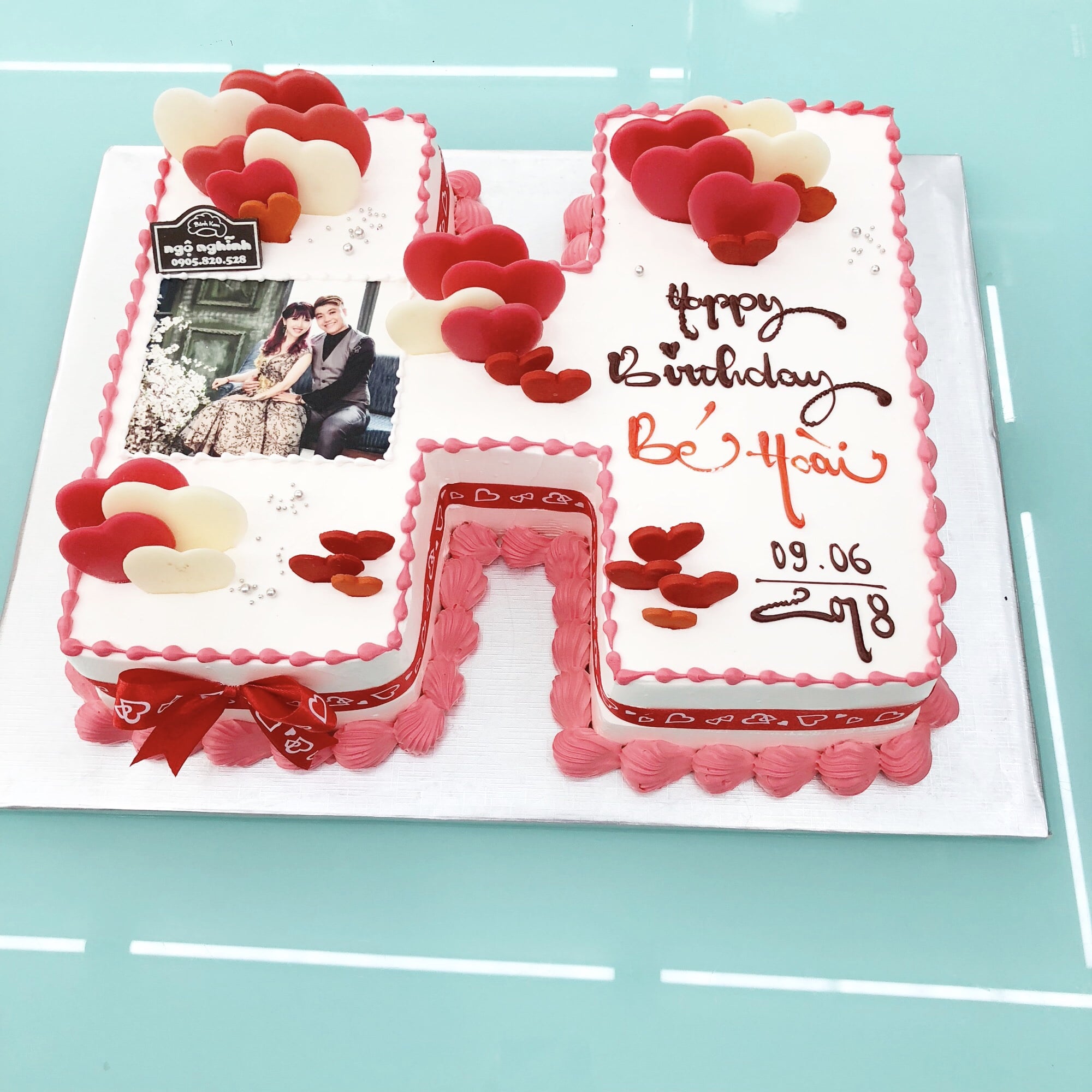 Bánh kem hình chữ H