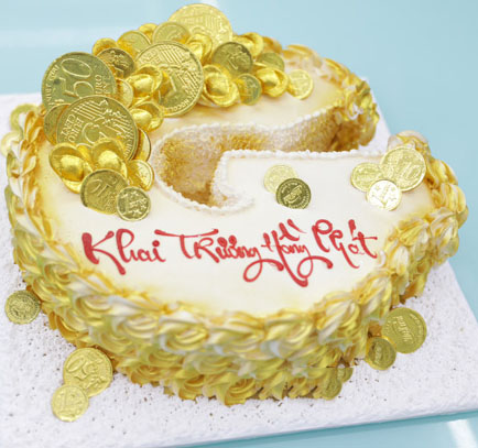 bánh sinh nhật chữu g