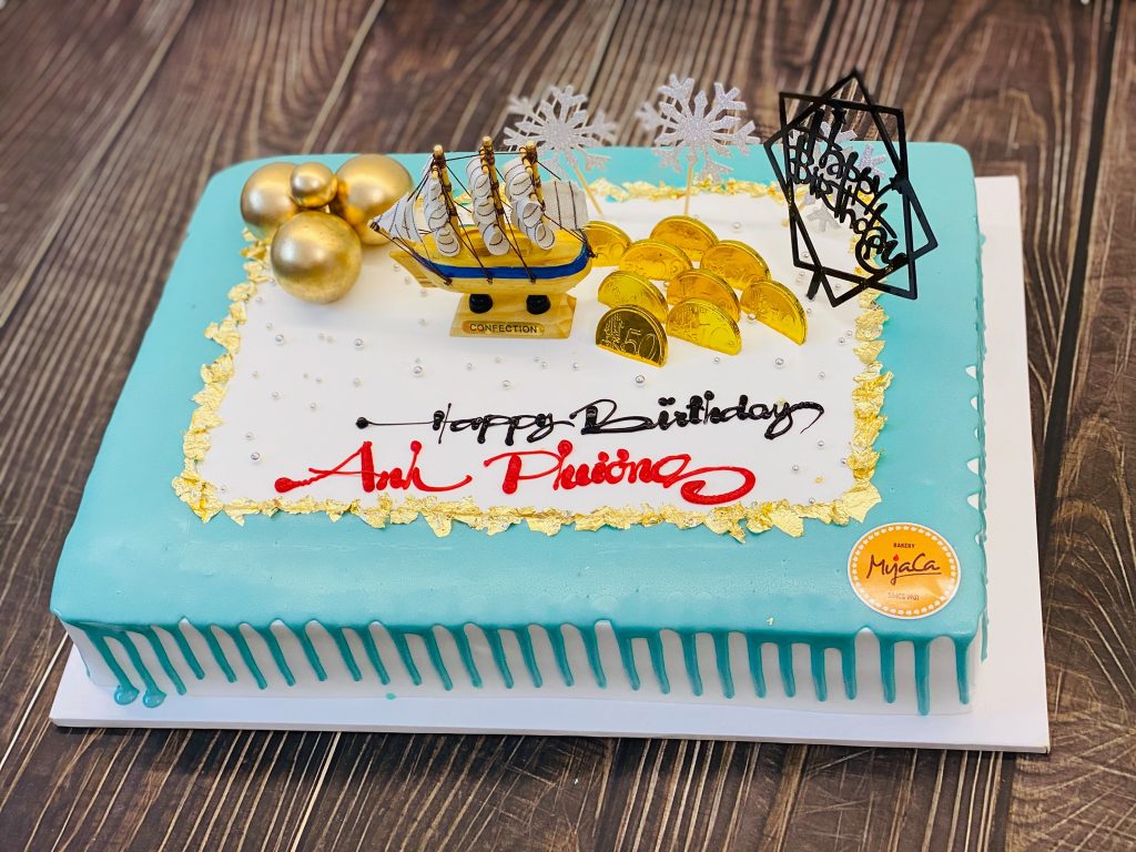 Bánh kem hình chữ nhật ngon