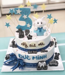 BÁNH KEM HÌNH CON DÊ ĐẸP