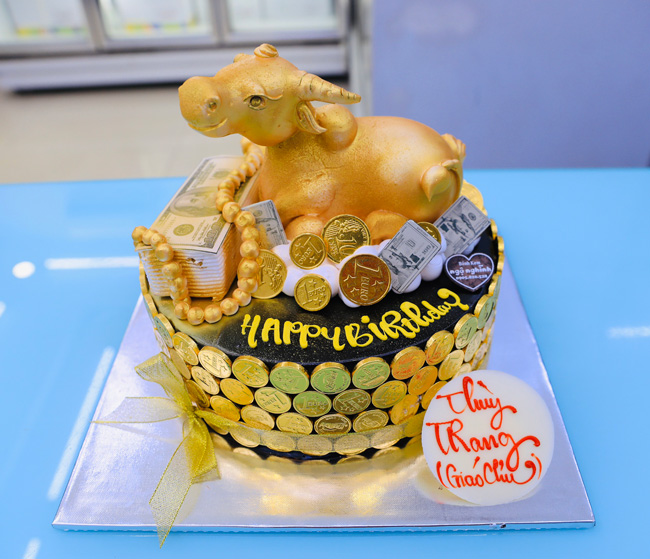 Làm bánh sinh nhật cute