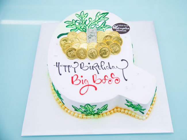 Bánh kem hình chữ Q