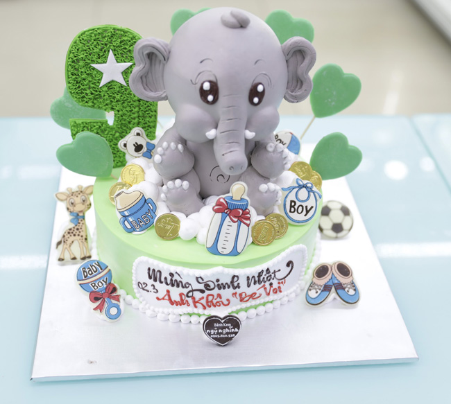 Bánh sinh nhật hình con voi