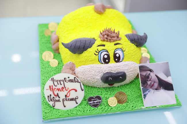 Bánh kem hình con trâu 3d