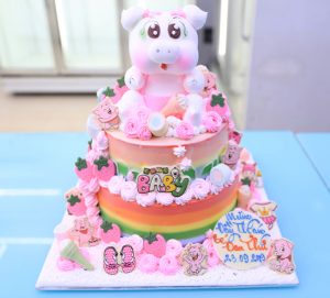 Bánh kem hai tầng hình con heo