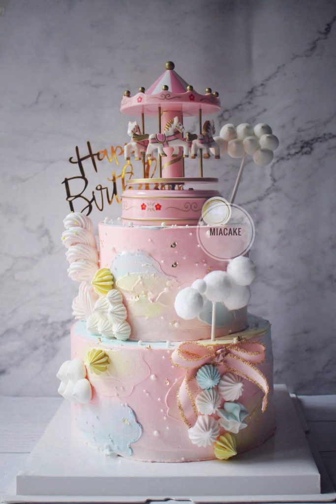 Bánh sinh nhật 3 tầng cho bé gái