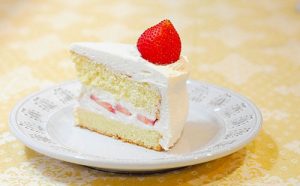 BÁNH KEM CÓ ĂN KIÊNG ĐƯỢC KHÔNG