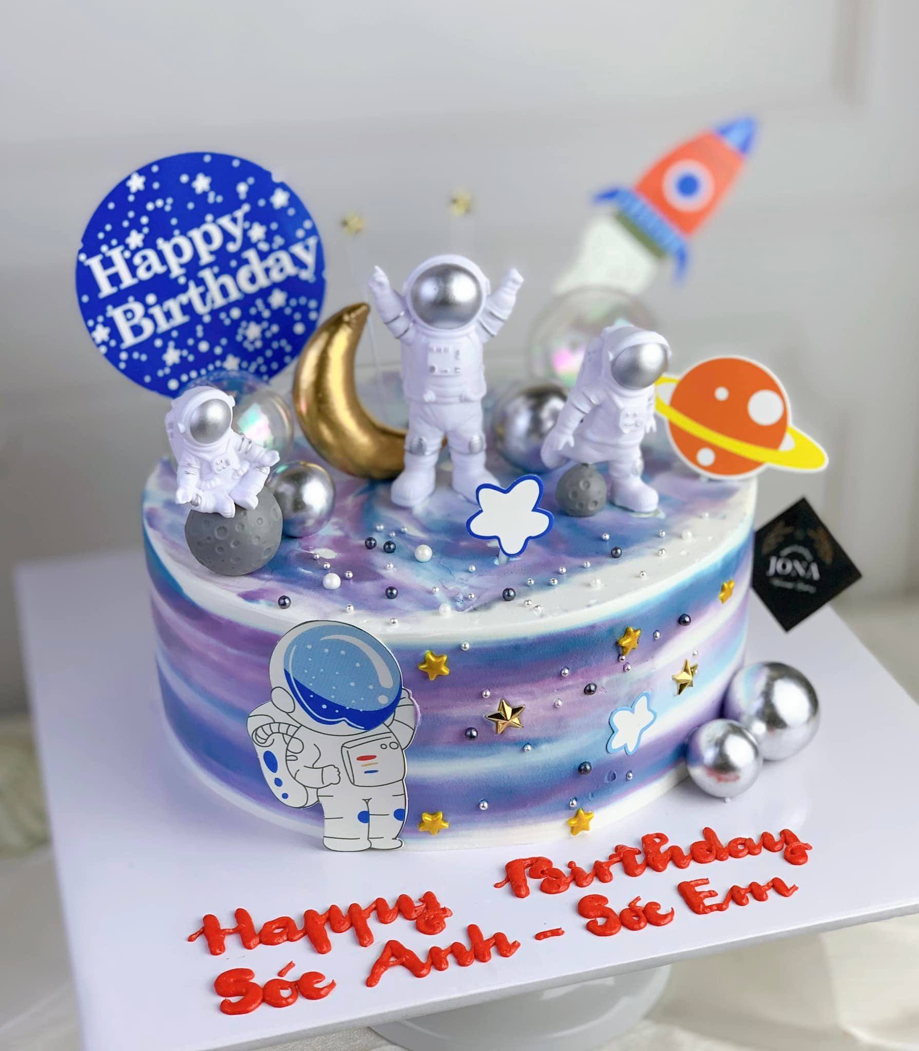 Mẫu bánh sinh nhật đẹp cho bé trai, bé gái và bố mẹ độc lạ [Mới 2022] -  Trường THPT Phan Đình Phùng
