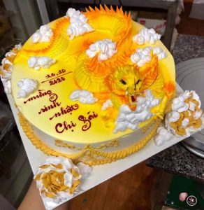 Bánh kem hình con rồng cute