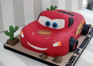 BÁNH KEM HÌNH CON XE