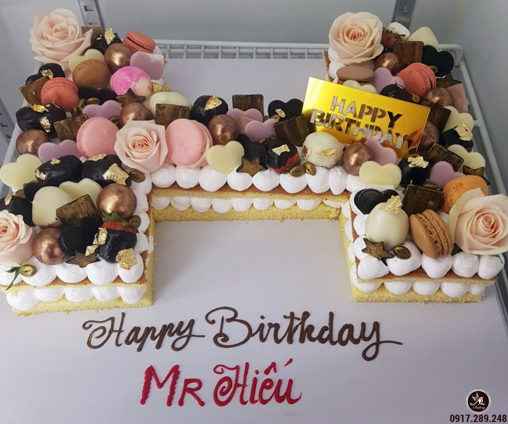 bánh sinh nhật hình chữ h