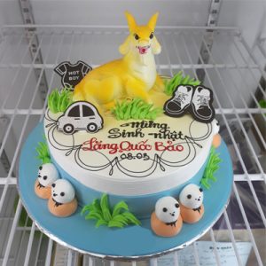 Tại bánh sinh nhật hình con dê