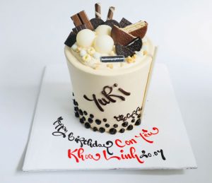 Bánh kem hình ly trà sữa