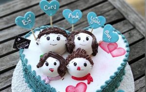 Bánh kem hình gia đình