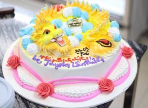 Bánh kem hình rồng