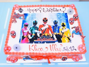 Bánh sinh nhật 5 anh em siêu nhân
