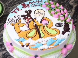 Bánh kem hình ongtho