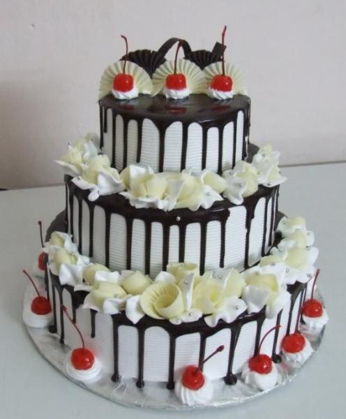 Bánh kem sinh nhật 3 tầng đẹp