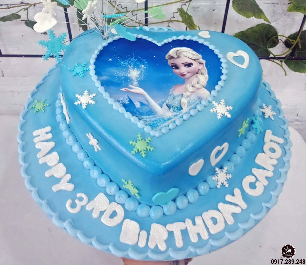 bánh kem hình Elsa TPHCM