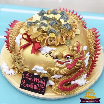 Bánh kem hình rồng dễ thương