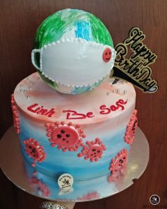 Bánh kem hình khẩu trang