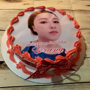 In hình trên bánh sinh nhật