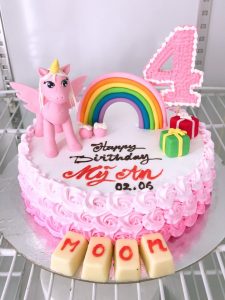 Bánh sinh nhật 4 tuổi