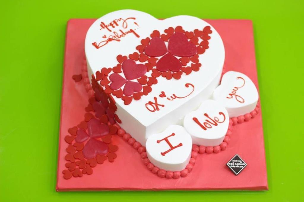 Bánh kem hình trái tim