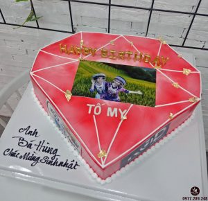 bánh kem hình kim cương