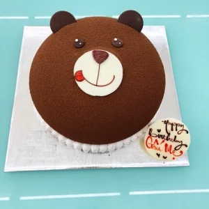 Bánh kem hình gấu Brown