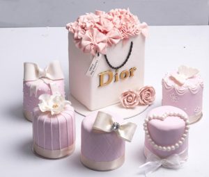 Bánh sinh nhật 2/9