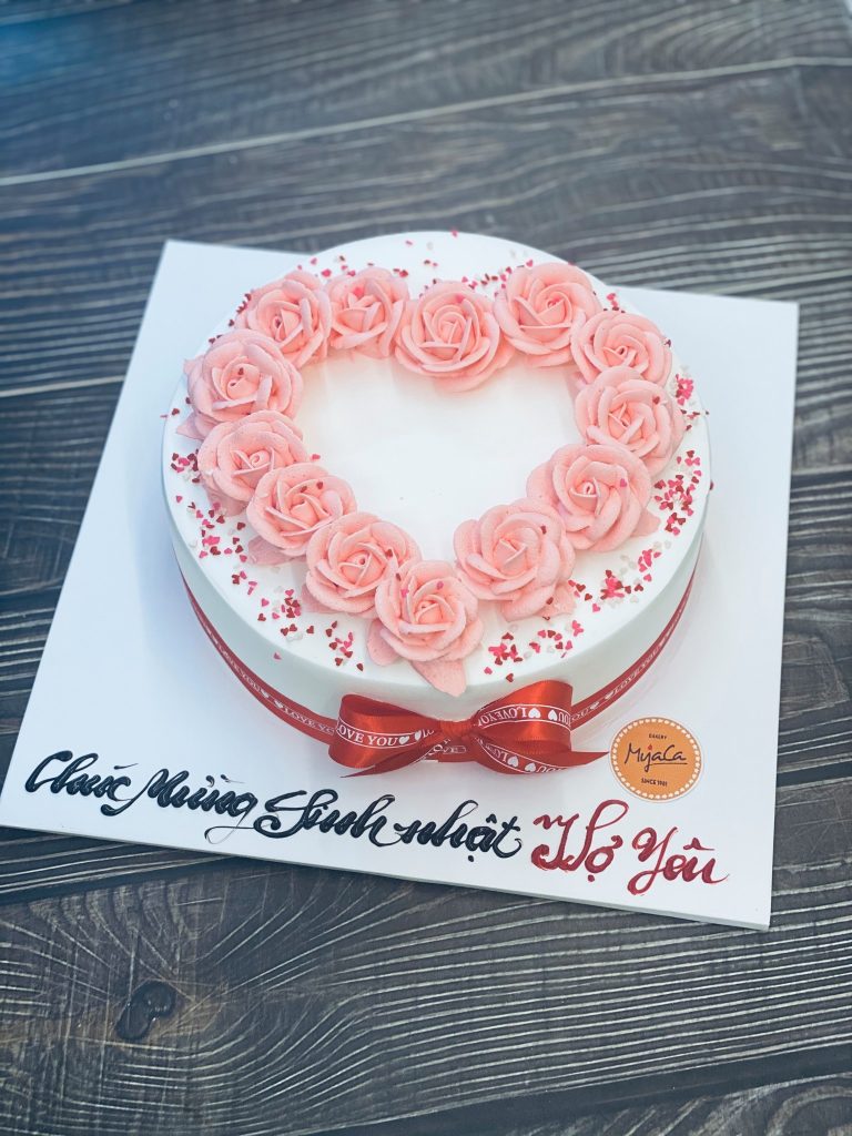 Bánh kem tình yêu