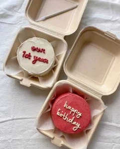 Bánh kem nhỏ đơn giản