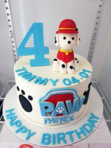 Bánh kem chó cứu hộ