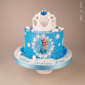 bánh sinh nhật hinh elsa anna