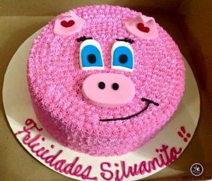 Bánh sinh nhật hình con heo màu hồng bé gái ở Quận 2