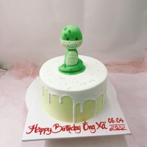 Bánh kem hình con rắn dễ thương