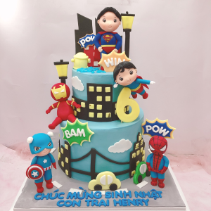 Bánh sinh nhật siêu nhân 2 tầng