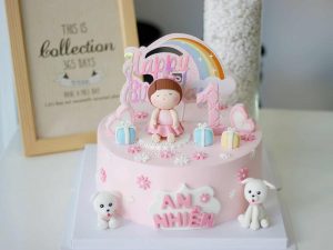 Bánh kem thôi nôi cho bé gái