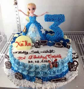 Bánh sinh nhật bé gái 3 tuổi
