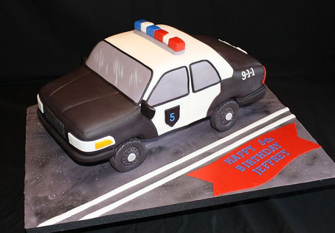 Bánh sinh nhật hình xe
