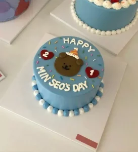 Bánh kem sinh nhật cute