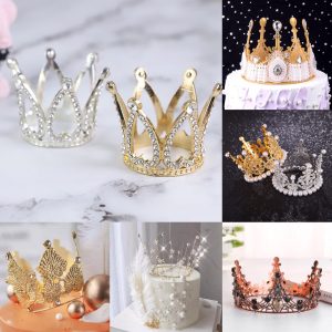 Bánh kem trang trí vương miện