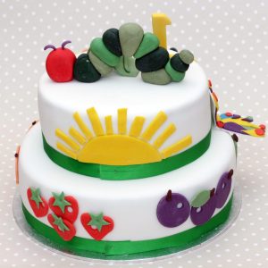 Bánh sinh nhật hình con sâu