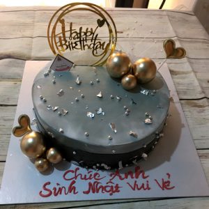 Bánh kem sinh nhật cho bạn trai