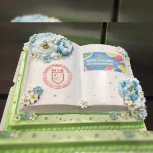 Bánh kem quyển sách