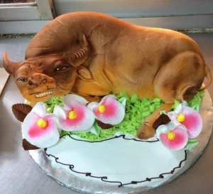 Bánh kem đầy tháng bé gái tuổi trâu