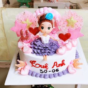 Bánh sinh nhật cho bé gái 3 tuổi