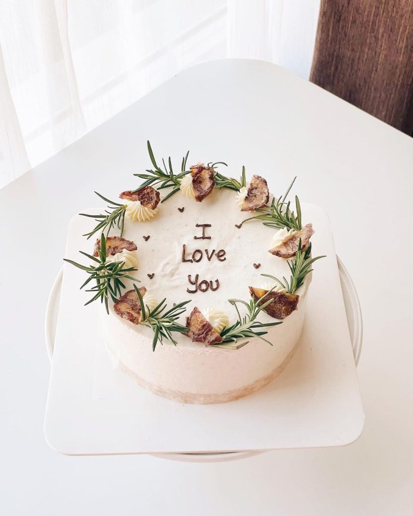 Những mẫu bánh kem đơn giản sang trọng